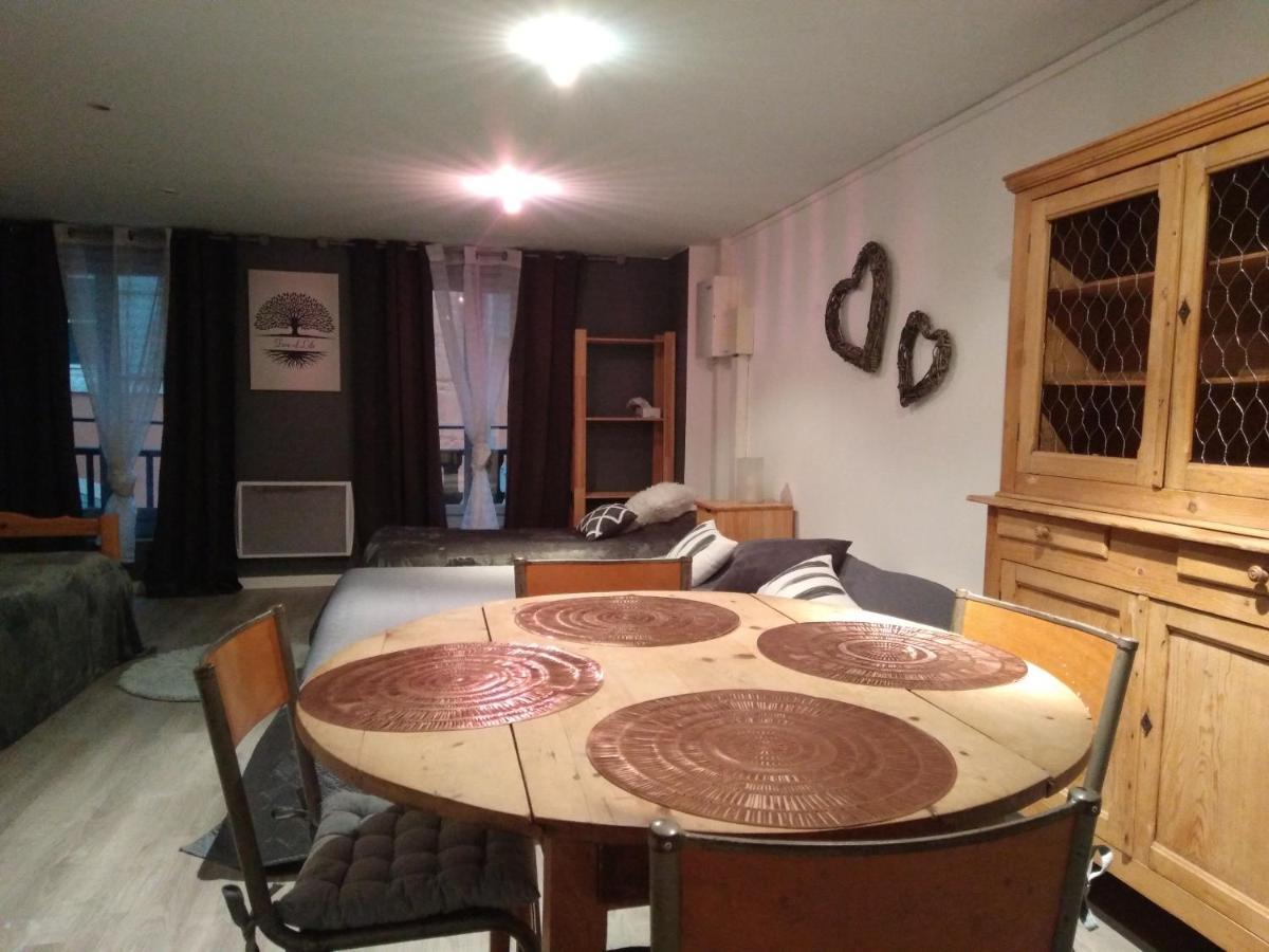 Espace Grenouillit Le Puy En Velay Екстериор снимка